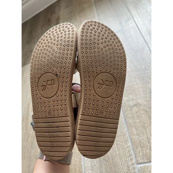 Girls Freshly Picked Gold Sandals Size 13 - Picture 8 of 8